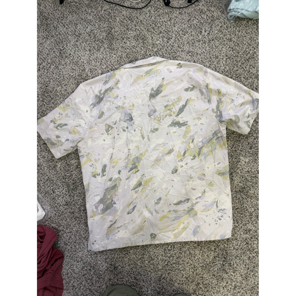 Lululemon Airing Easy Camp Collar Shirt Men L Variegated Bloom Finch Yellow - Picture 8 of 11